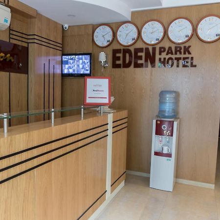 Reddoorz Plus Near Secc D7 Hô Chi Minh-Ville Extérieur photo