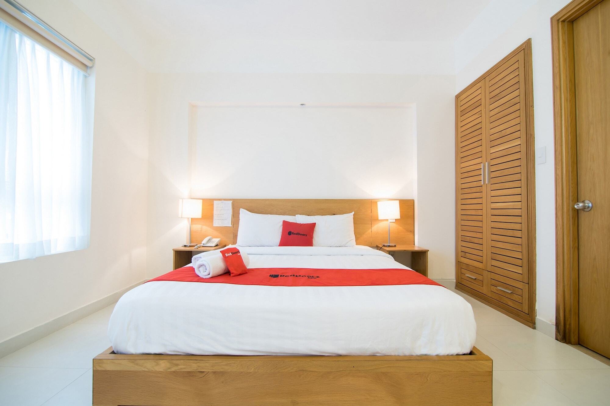 Reddoorz Plus Near Secc D7 Hô Chi Minh-Ville Extérieur photo