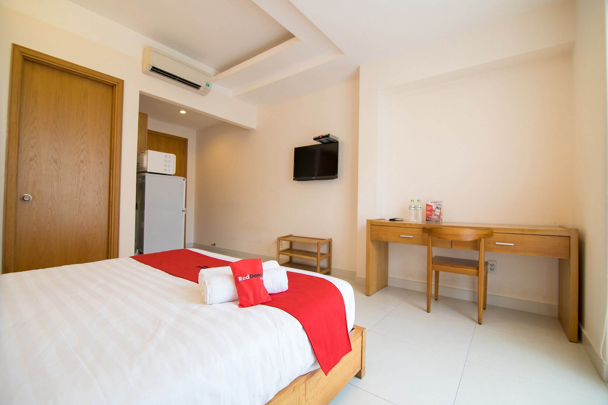 Reddoorz Plus Near Secc D7 Hô Chi Minh-Ville Extérieur photo