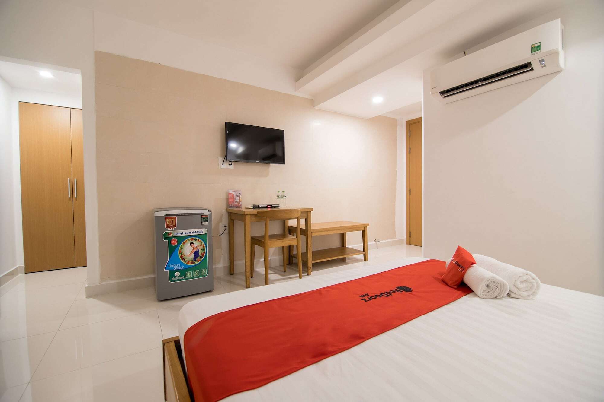Reddoorz Plus Near Secc D7 Hô Chi Minh-Ville Extérieur photo