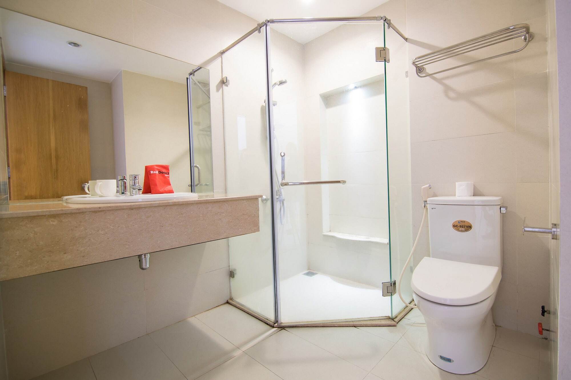 Reddoorz Plus Near Secc D7 Hô Chi Minh-Ville Extérieur photo