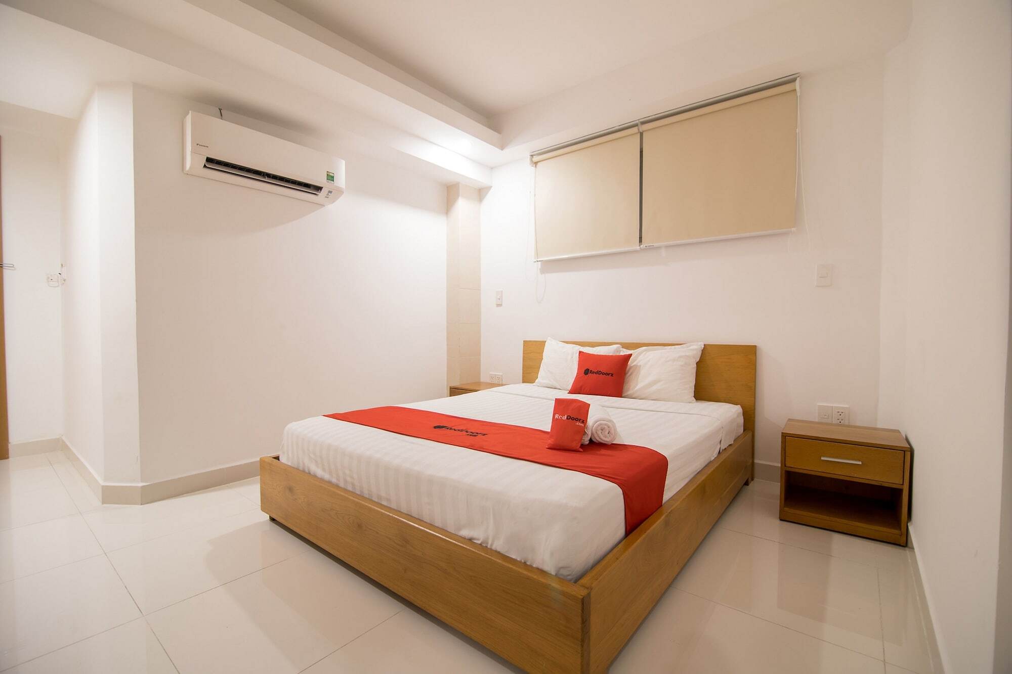 Reddoorz Plus Near Secc D7 Hô Chi Minh-Ville Extérieur photo